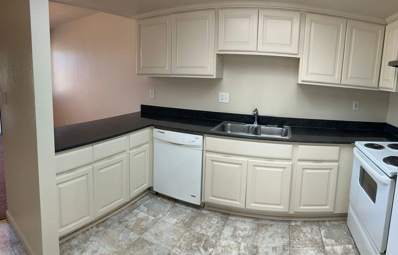 1244 W. Roseburg Ave #D Modesto, CA 95350 — Photo 4