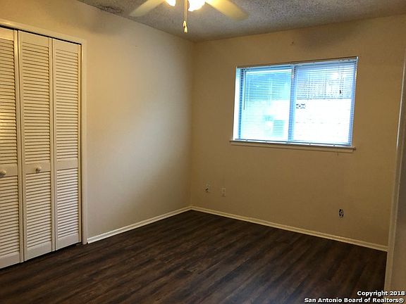 3rd image of 5119 Starfire St