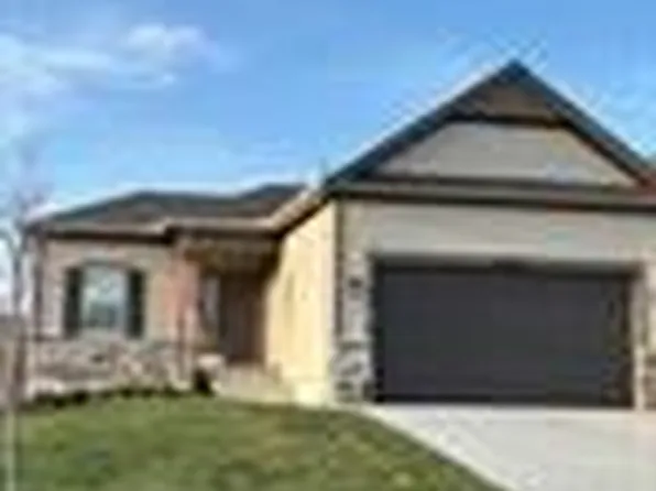 25034 W 94th Ter, Lenexa, KS 66227