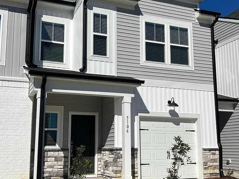 5106 Cambrey Dr — Photo 2