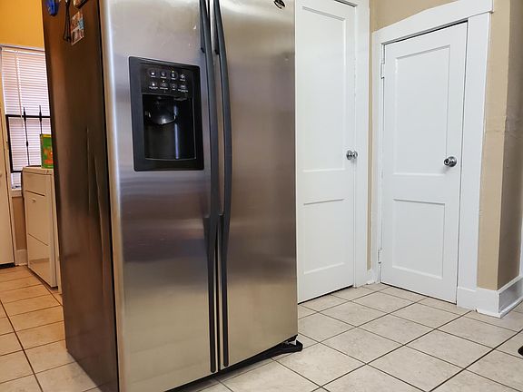 4th image of 1534 N Parkway APT 3