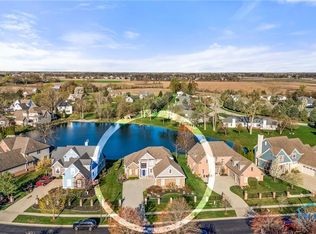 2954 Deep Water Ln, Maumee, OH 43537