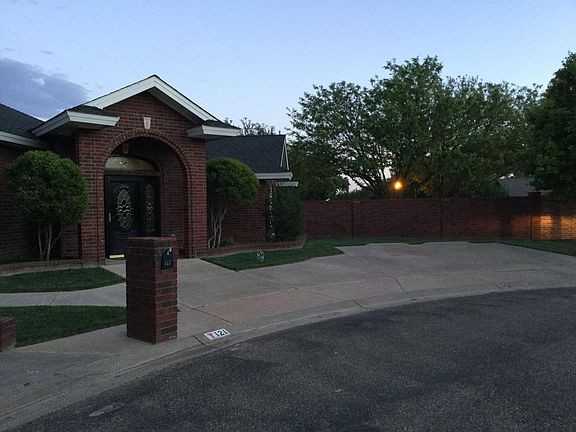 2nd image of 121 Fannin Ave
