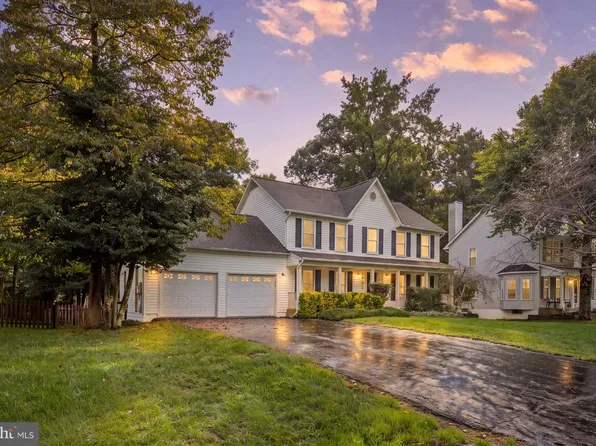 9809 Poplar Forest Rd, Fredericksburg, VA 22408