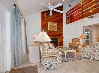 532 111th Ave N, Naples, FL 34108