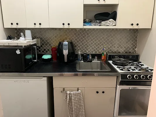 Rented by Prince Real Estate Associates LLC | media 8