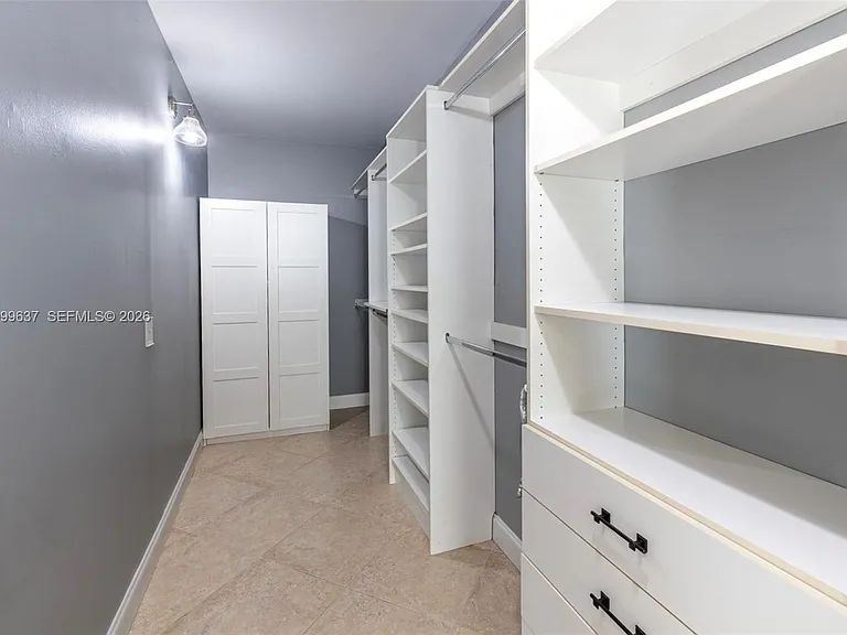 3255 NE 184th St #12215 — Photo 34