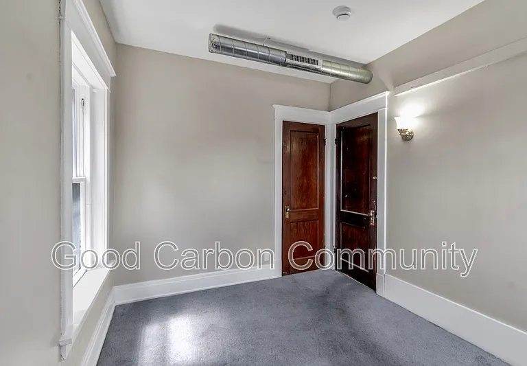 79 Saranac Ave #UPPER — Photo 17