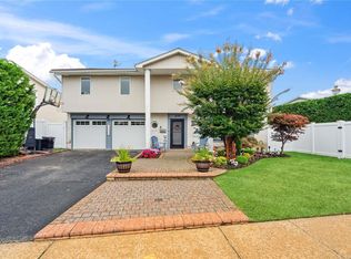 3239 Judith Dr, Bellmore, NY 11710