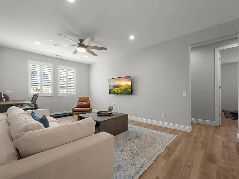 18980 Lauren Ln — Photo 14