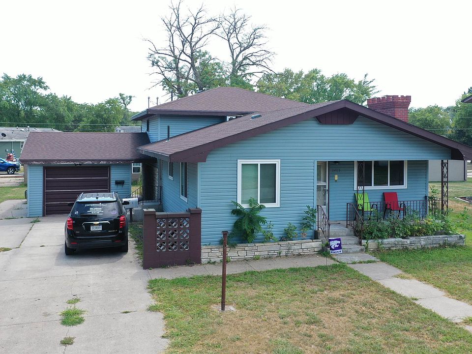 2nd image of 2405 6th St
