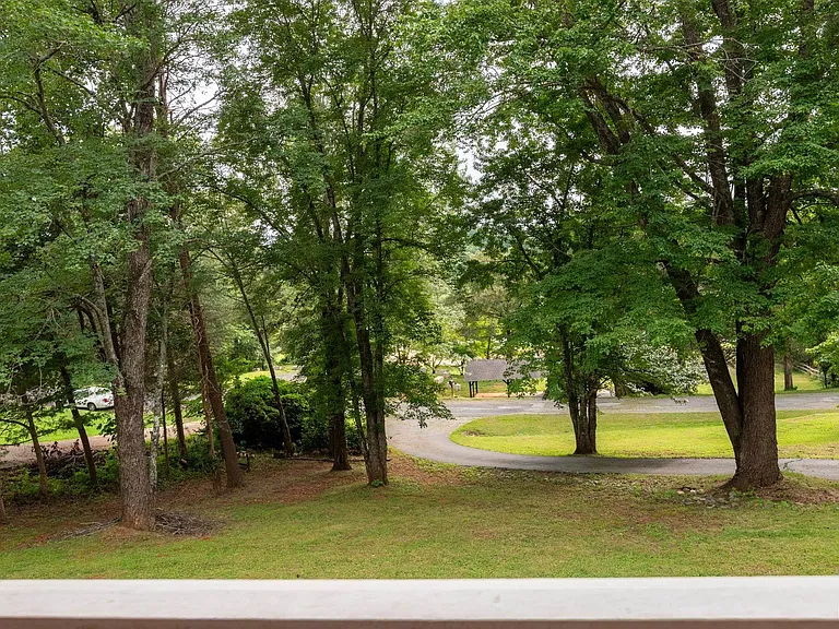497 Sunset Dr — Photo 40