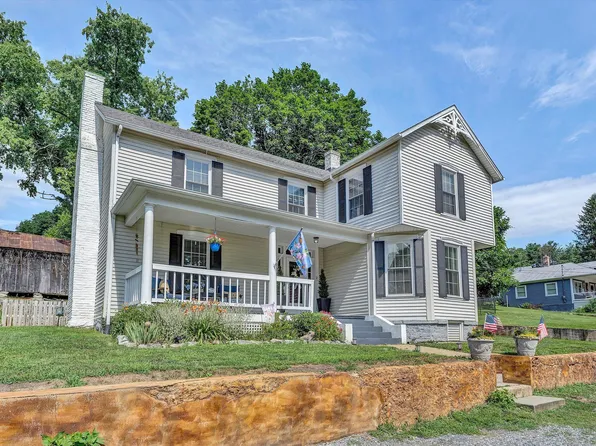 21 S Factory St, Fincastle, VA 24090