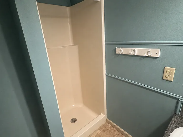 1017 Vine St — Photo 15