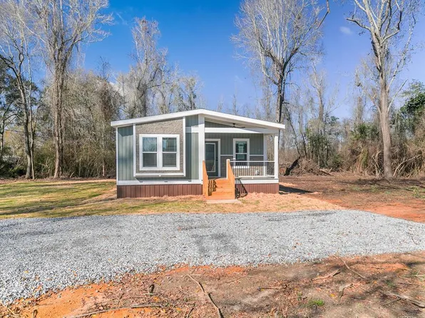 5698 S County Road 49, Slocomb, AL 36375
