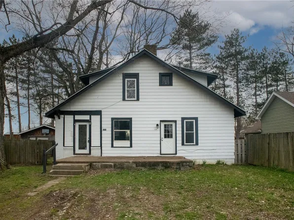 1010 Selinger Ave, Erie, PA 16505