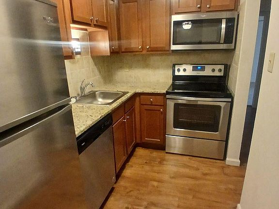 3rd image of 11468 Beirut Ct APT 201