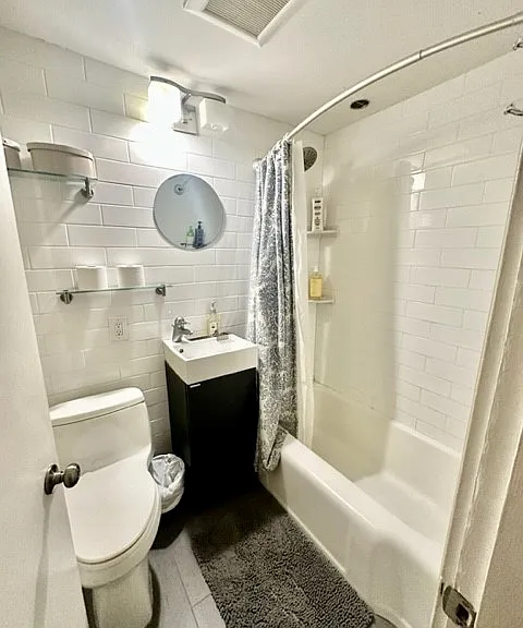 435 Hanover St #2B — Photo 16
