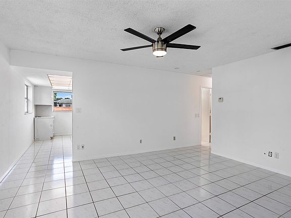 2nd image of 336 SW 1st Street #B-5