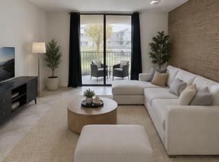 2820 Tennis Club Dr APT 206, West Palm Beach, FL 33417