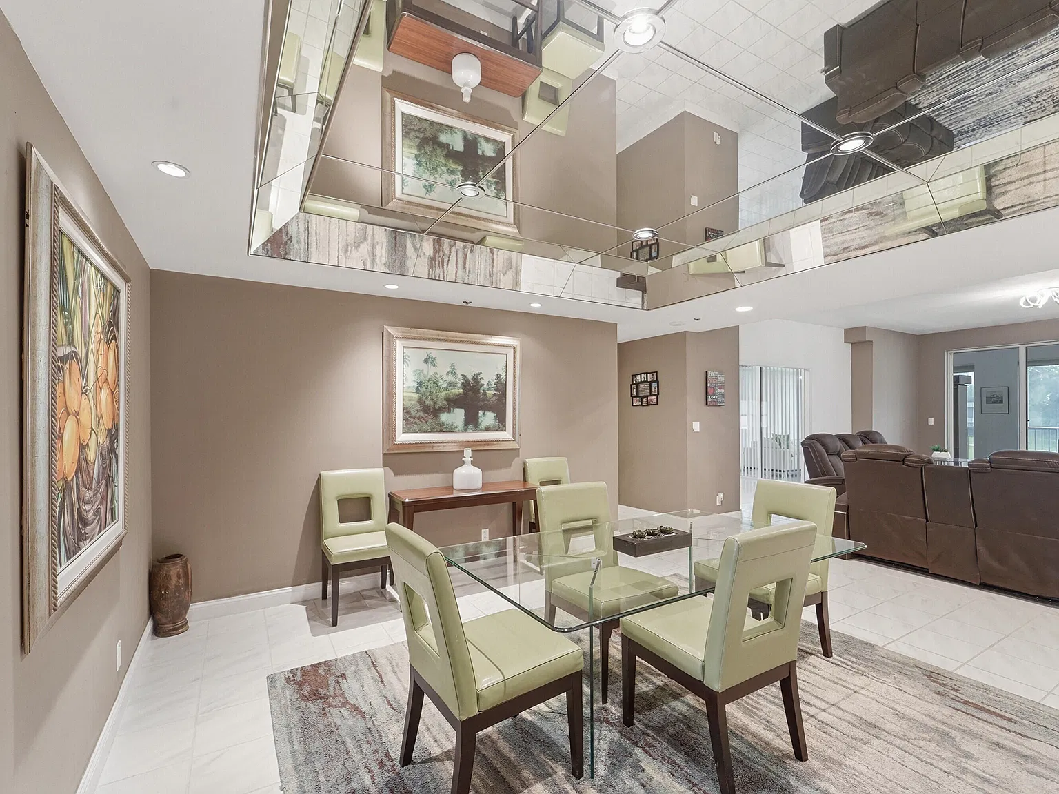 2 bed, 2.5 bath, 2017 sqft, $3,800 — Photo 1