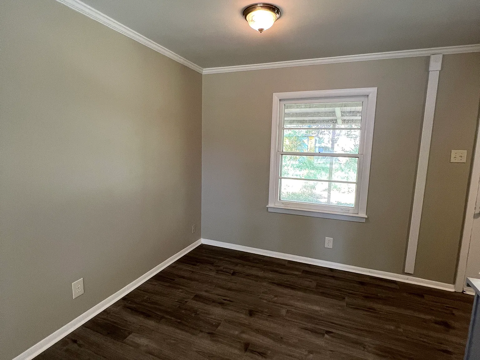 893 Sumter Street — Photo 4