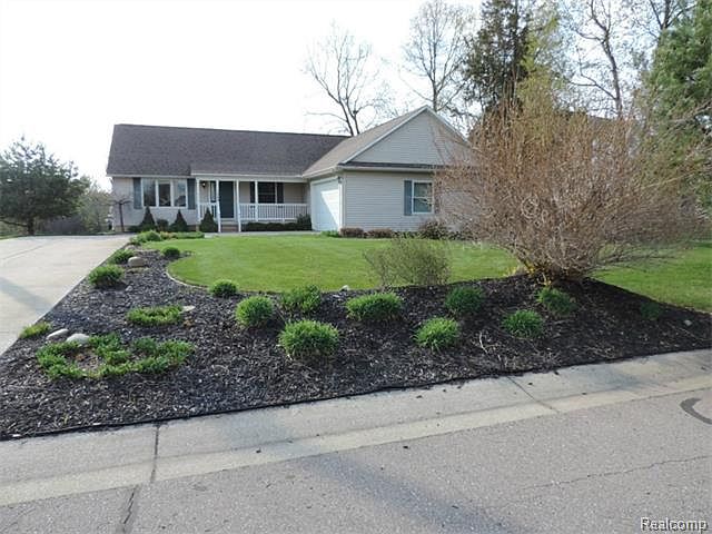 1st image of 1549 S Creek Dr
