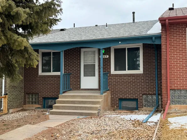 1265 N 17th St, Laramie, WY 82072