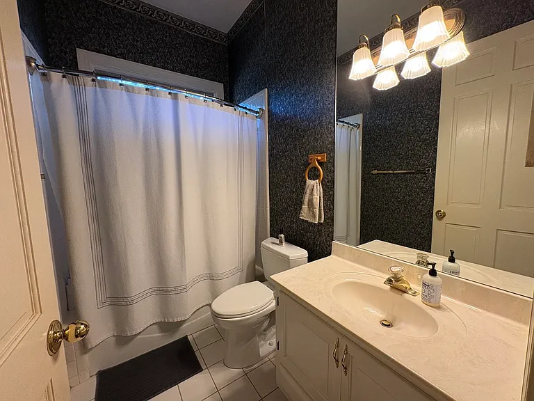 1661 Vintage Ridge Ct — Photo 7