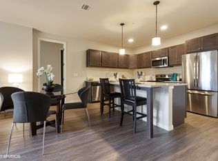 Harmonee Square Apartments, Milwaukee, WI 53213