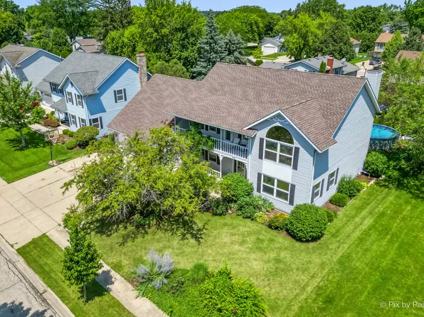 5112 W Malibu Ct, McHenry, IL 60050