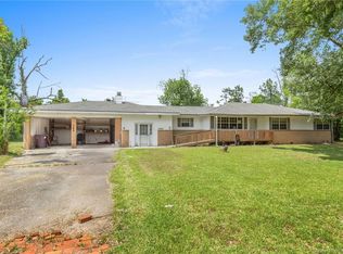 285 W Houston River Rd, Sulphur, LA 70663