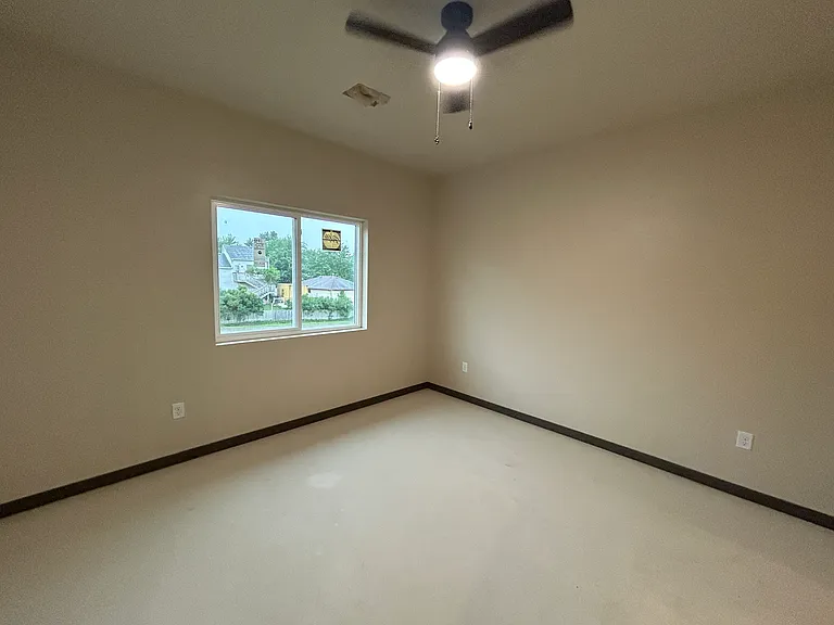 6950 Hickman Rd #302A — Photo 19