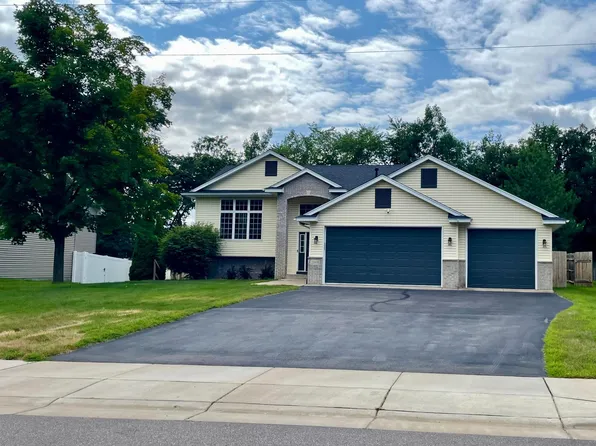 22808 Poppy St NW, Saint Francis, MN 55070