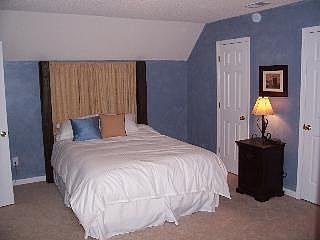 Huge upstairs spair room