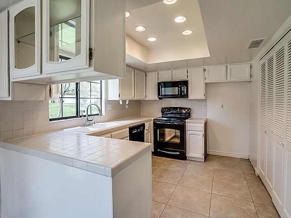 2nd image of 3467 Nightflower Ln Unit B