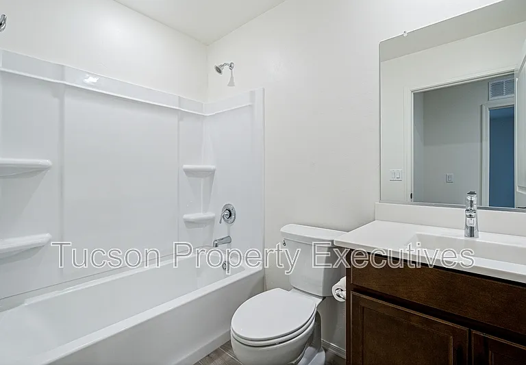 10657 S Astraia Dr — Photo 9