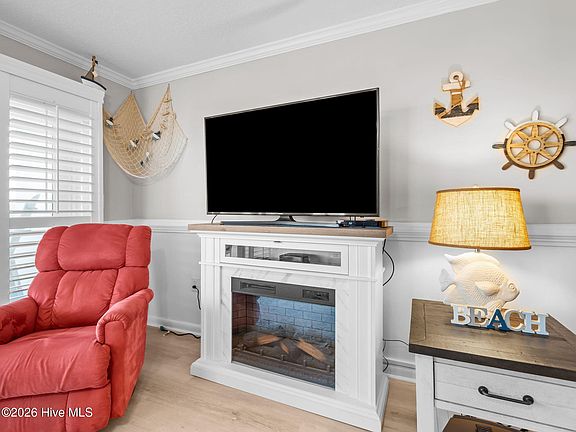 5th image of 8801 Reed Drive #613