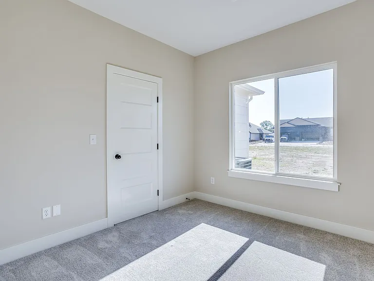 1017 W Long Path St — Photo 23