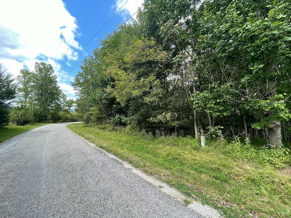 2nd image of 5 Bearfield Lot Rd