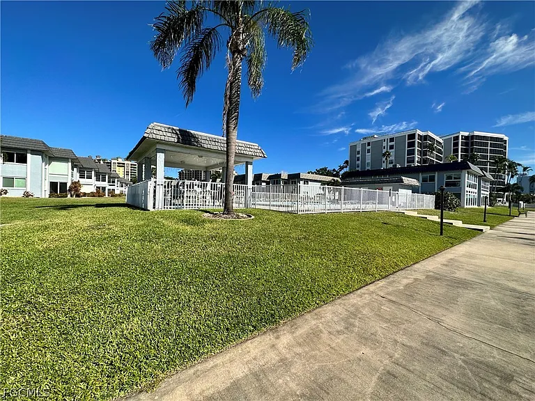 3392 N Key Dr #7 — Photo 22