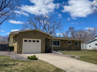 800 16th St SW, Willmar, MN 56201