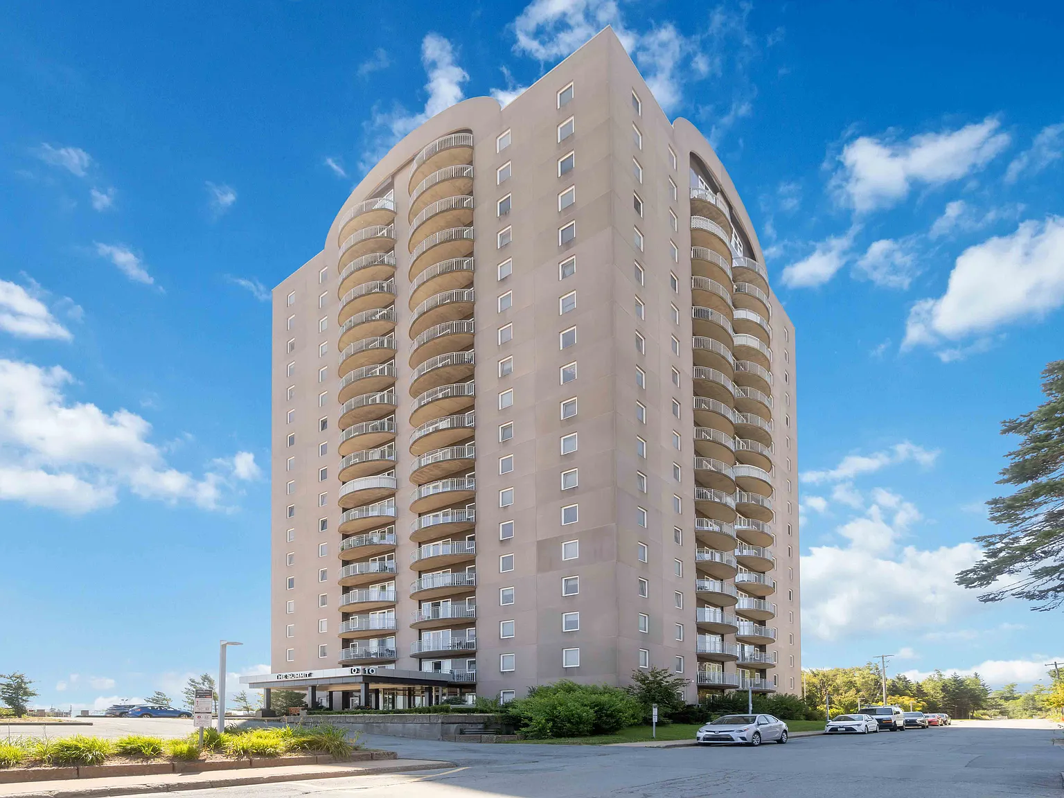 10 Horizon Court Dartmouth — Photo 1