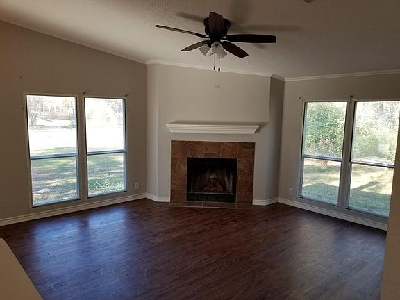 5th image of 8803 Deerwood Dr