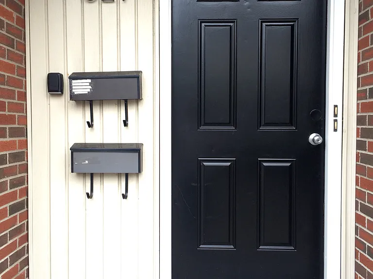 627 Beach St — Photo 3