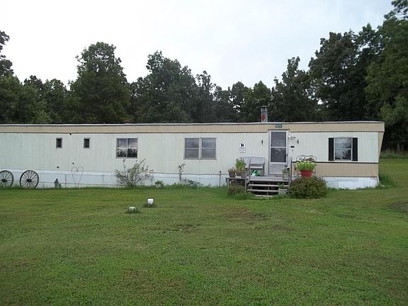 2nd image of 2272 Highway 64