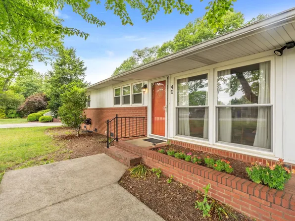40 N Garden Cir, Greenville, SC 29615