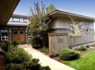 715 Nutcracker Dr, Redmond, OR 97756