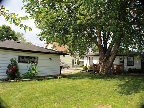 5th image of 23314 Deziel St