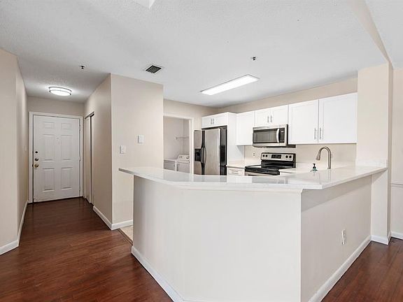 2nd image of 4061 Crockers Lake Blvd #22